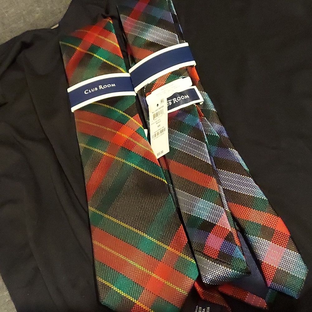 Club Room Men's Classic Holiday Tartan Tie,  Med Blue - Picture 2 of 5